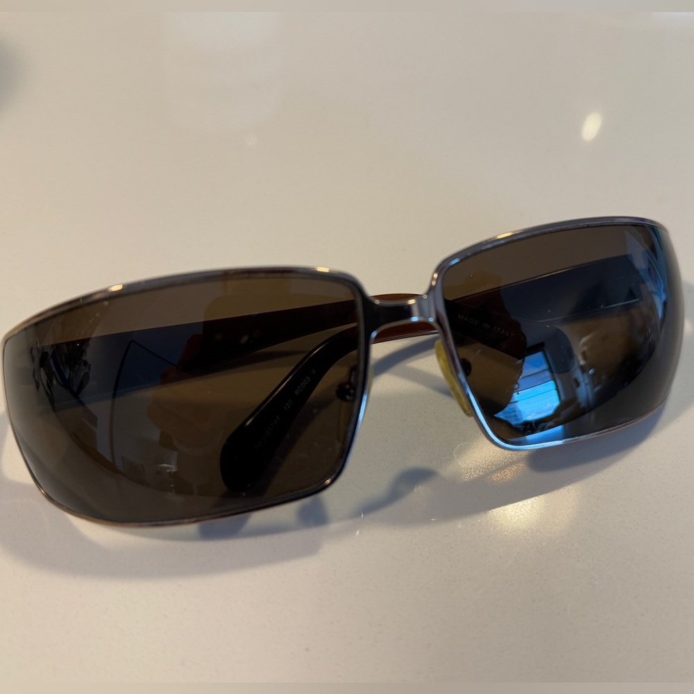 Men’s Prada Vintage Sunglasses - Picture 2 of 7